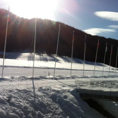 Отель Villaggio Olympic Centre 3*