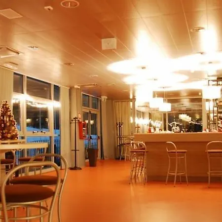 Villaggio Olympic Centre 3* צ'זנה טורינזה