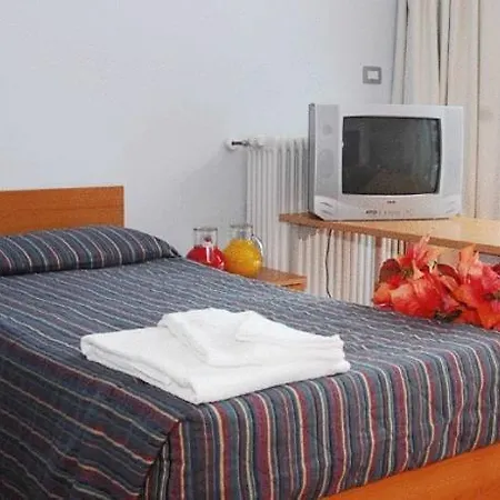 Villaggio Olympic Centre 3* Чезана-Торинезе