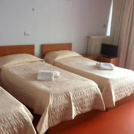 Villaggio Olympic Centre 3* Чезана-Торинезе