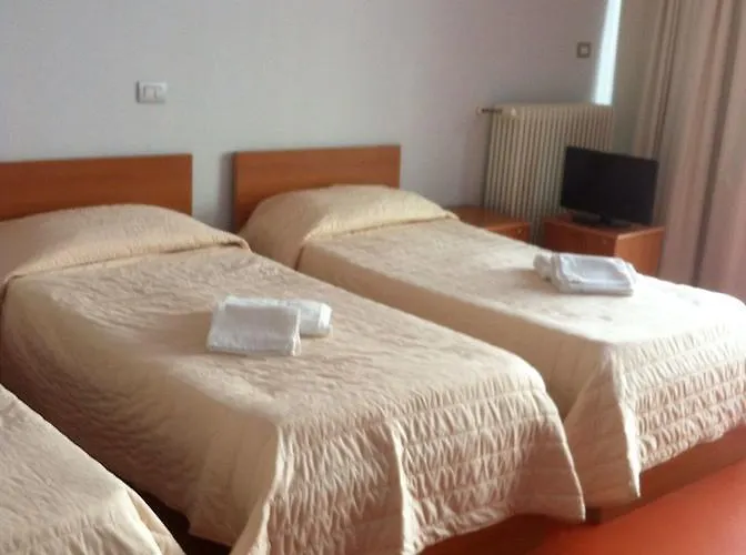 Villaggio Olympic Centre 3* Césane